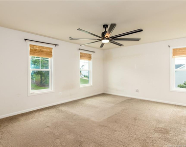308 Countryside Drive - Photo Thumbnail 28