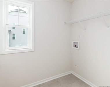 308 Countryside Drive - Photo Thumbnail 21