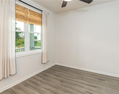 308 Countryside Drive - Photo Thumbnail 5