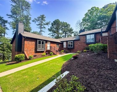 533 Coronation Drive - Photo Thumbnail 16
