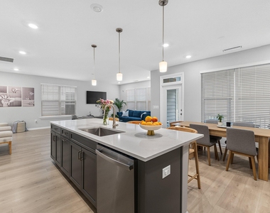7715 Litcham Drive - Photo Thumbnail 18