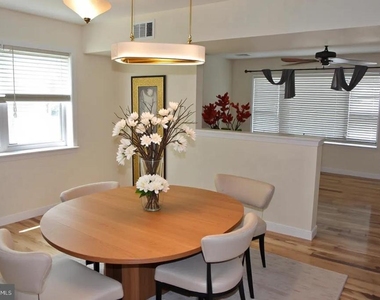 6 Cobblestone Drive - Photo Thumbnail 4