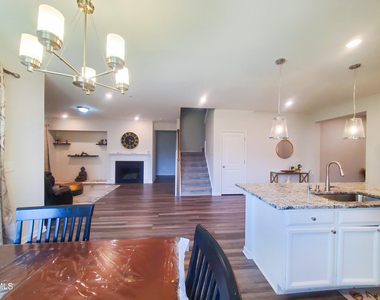 3553 Lovage Drive - Photo Thumbnail 7