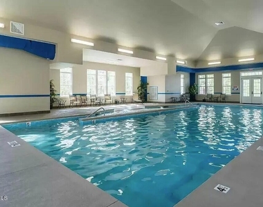 1009 Commack Drive - Photo Thumbnail 21