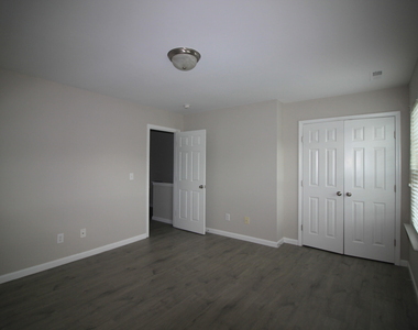 405 Stone Flower Lane - Photo Thumbnail 12