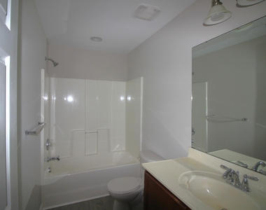 405 Stone Flower Lane - Photo Thumbnail 14