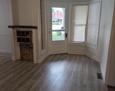 210 W Main Street - Photo Thumbnail 6