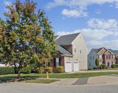 930 Pristine Lane - Photo Thumbnail 39
