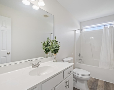 930 Pristine Lane - Photo Thumbnail 23