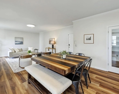 930 Pristine Lane - Photo Thumbnail 17