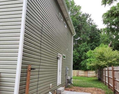 407 East End Avenue - Photo Thumbnail 9