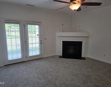 3005 Courtney Creek Boulevard - Photo Thumbnail 5