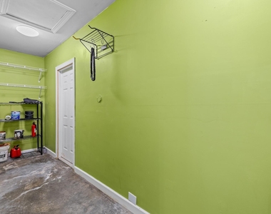 2115 Bellaire Avenue - Photo Thumbnail 16