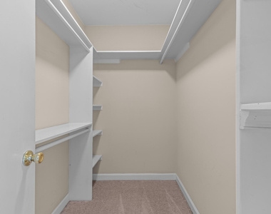 2115 Bellaire Avenue - Photo Thumbnail 22