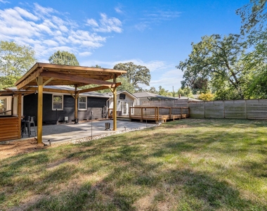 2115 Bellaire Avenue - Photo Thumbnail 39
