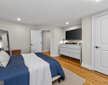 241 Bridge Street - Photo Thumbnail 11