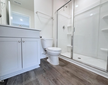 8640 Brixton Shay Drive - Photo Thumbnail 7