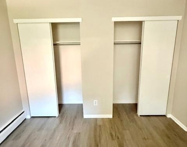 335 E Lancaster Avenue - Photo Thumbnail 10