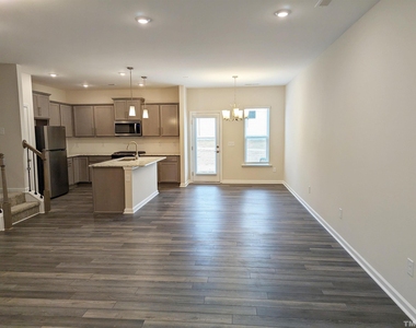 1527 Smoky Mountains Street - Photo Thumbnail 3
