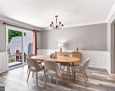 103 Greenbrook Court - Photo Thumbnail 24