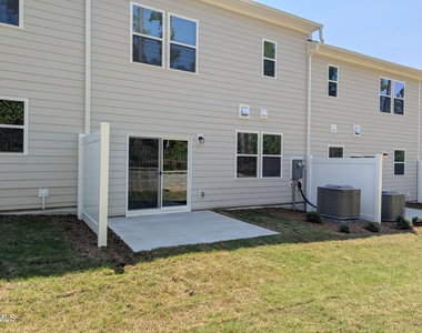 173 Cabernet Drive - Photo Thumbnail 15