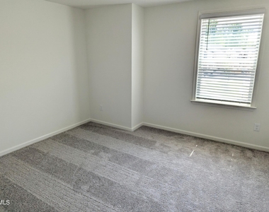 173 Cabernet Drive - Photo Thumbnail 11