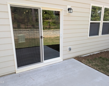 173 Cabernet Drive - Photo Thumbnail 14