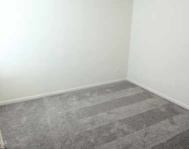 173 Cabernet Drive - Photo Thumbnail 10