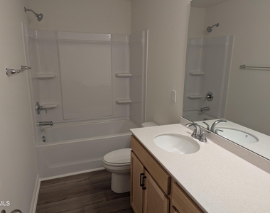 173 Cabernet Drive - Photo Thumbnail 13