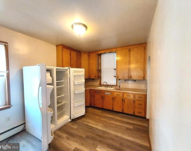 213 B Lincoln Way W - Photo Thumbnail 6
