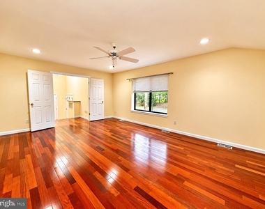 173 Sayre Drive - Photo Thumbnail 11