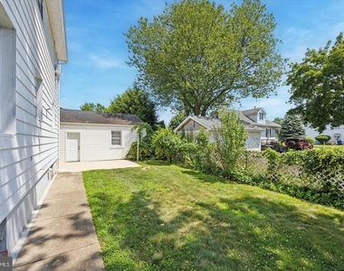 63 Eldridge Avenue - Photo Thumbnail 14