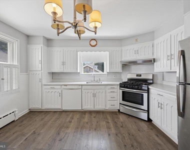 63 Eldridge Avenue - Photo Thumbnail 4