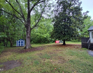 808 Glenco Road - Photo Thumbnail 6