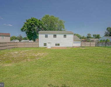 411 Greenview Road - Photo Thumbnail 32