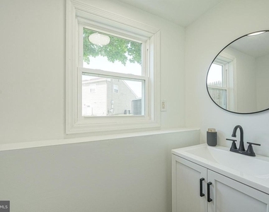411 Greenview Road - Photo Thumbnail 29