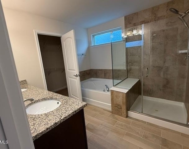1009 Magnolia Blossom Lane - Photo Thumbnail 24
