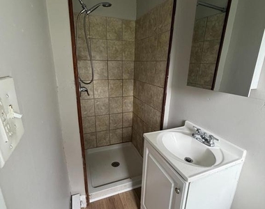1201 N Commerce Street - Photo Thumbnail 8