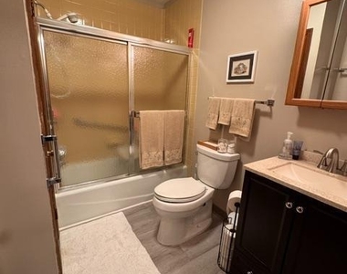 444 E Holly Avenue - Photo Thumbnail 4