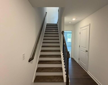2160 Mica Rdg Lane - Photo Thumbnail 6