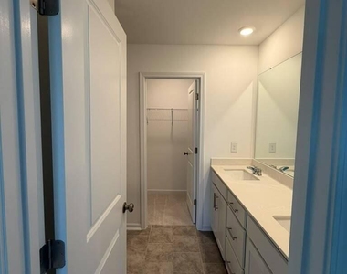 2160 Mica Rdg Lane - Photo Thumbnail 39