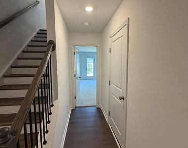 2160 Mica Rdg Lane - Photo Thumbnail 5