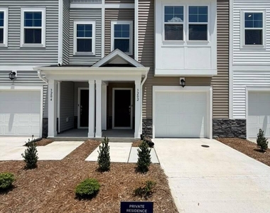 2160 Mica Rdg Lane - Photo Thumbnail 2