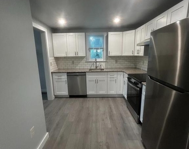 552 Sickler Avenue - Photo Thumbnail 4