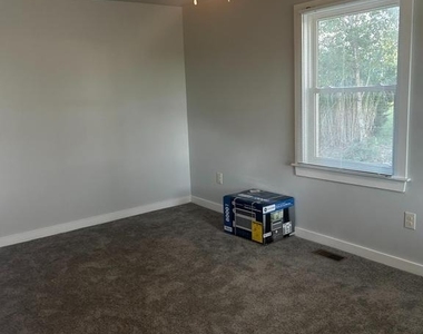 552 Sickler Avenue - Photo Thumbnail 9
