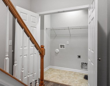 3048 Settle In Lane - Photo Thumbnail 22