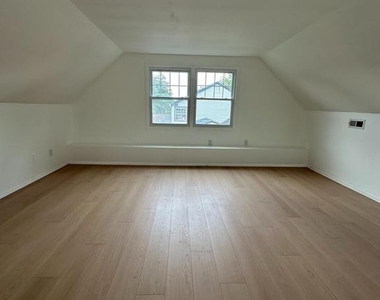 16 Marshal Lane - Photo Thumbnail 16