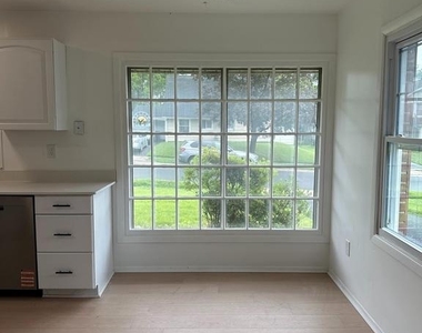 16 Marshal Lane - Photo Thumbnail 7