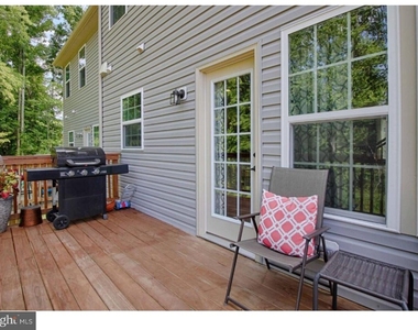 33 Wallace Street - Photo Thumbnail 22