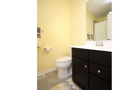33 Wallace Street - Photo Thumbnail 20